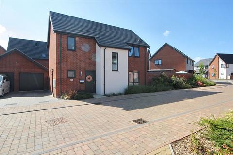 3 bedroom detached house for sale, Pleasants Avenue, Poringland, Norwich, Norfolk, NR14