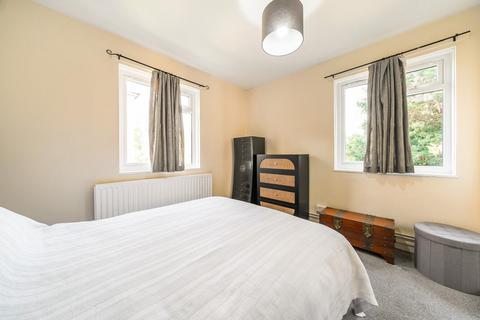 2 bedroom flat for sale, Garratt Lane, Tooting