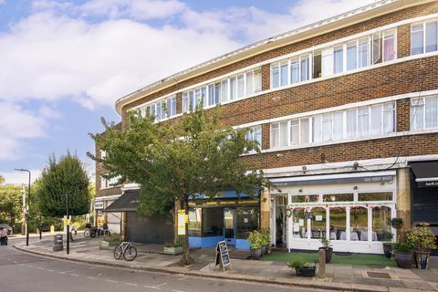 4b Hanger Green, London, W5 3EL
