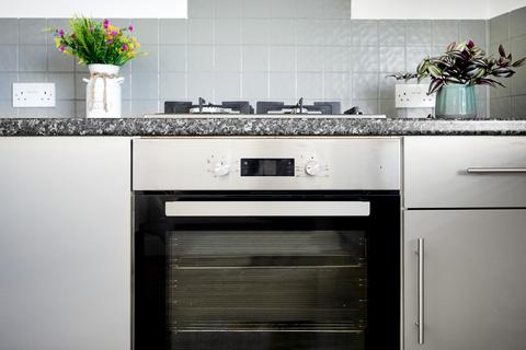 4b Hanger Green, London, W5 3EL