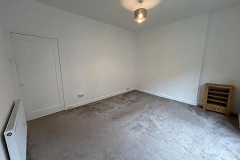 2 bedroom flat to rent, Cartha Street, Shawlands, Glasgow, G41