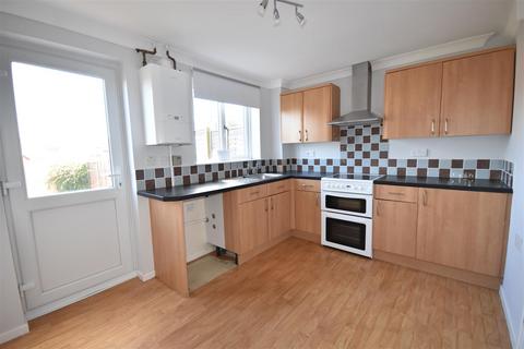 2 bedroom house to rent, Lydgate Close, Manningtree CO11