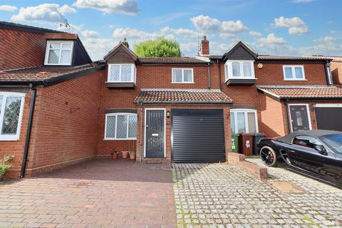 12 Nash Close, Elstree, Borehamwood, WD6 3LE