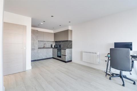 1 bedroom flat for sale, Station Road, Leigh-on-Sea SS9