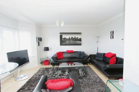 2 bedroom flat for sale, Glasgow G53