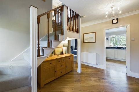 4 bedroom detached house for sale, Old Road, Leconfield, HU17 7NH