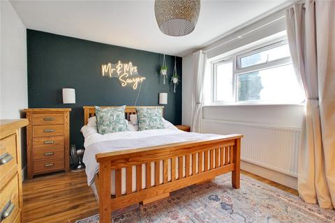 24 Bonsey Gardens, Wrentham, Beccles, NR34 7LU