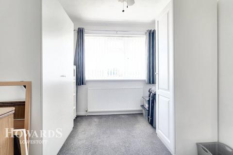 15 Appledore Drive, Carlton Colville, Lowestoft, NR33 8DJ