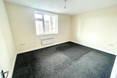 2 bedroom flat to rent, Dartmouth Avenue, Walsall WS3