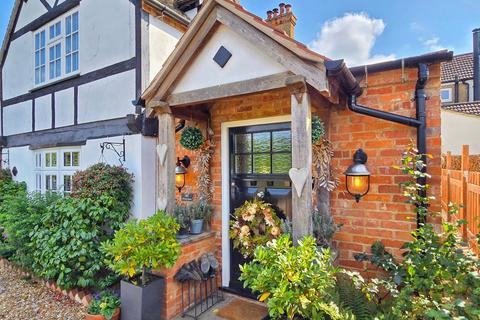 4 bedroom cottage for sale, Lower Shelton Road, Marston Moretaine, Bedfordshire, MK43