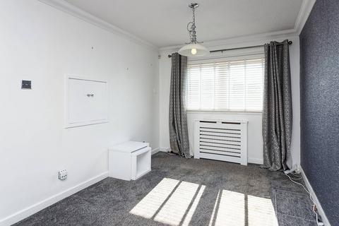 2 bedroom terraced house for sale, Flat 2 114 Shakespeare Avenue, Clydebank, G81 3EY