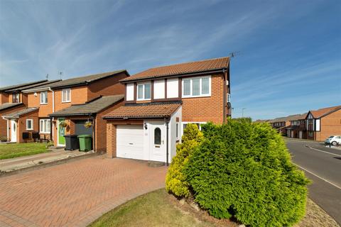 3 bedroom detached house for sale, Alveston Close, Choppington NE62