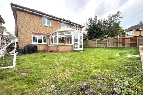 4 bedroom house to rent, Wolverton Drive, Wilmslow