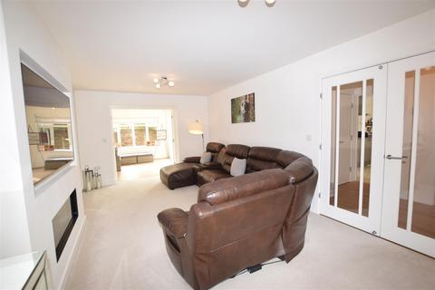 5 bedroom detached house for sale, Harrow Lane, Scartho DN33