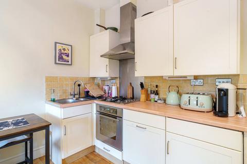 1 bedroom flat for sale, Kennington Oval, London SE11