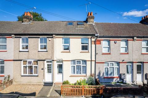 39 Foxon Lane, Caterham, CR3 5SG