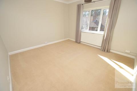 2 bedroom flat to rent, Earlham Court, Norwich NR2