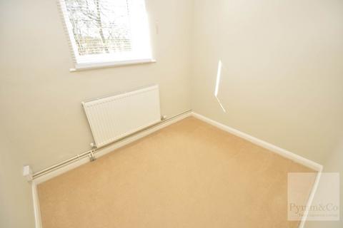 2 bedroom flat to rent, Earlham Court, Norwich NR2