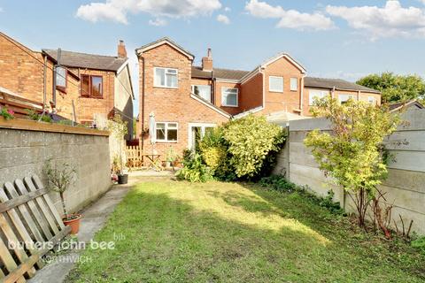 3 bedroom end of terrace house for sale, Cross Street, Marston