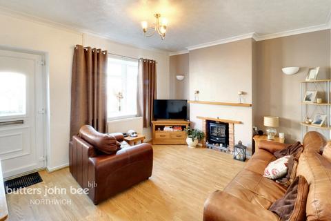 3 bedroom end of terrace house for sale, Cross Street, Marston