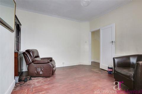 3 bedroom semi-detached house for sale, Apple Grove, Enfield, Middlesex, EN1