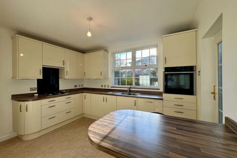 4 bedroom detached house for sale, Leys Gardens, Newbury RG14