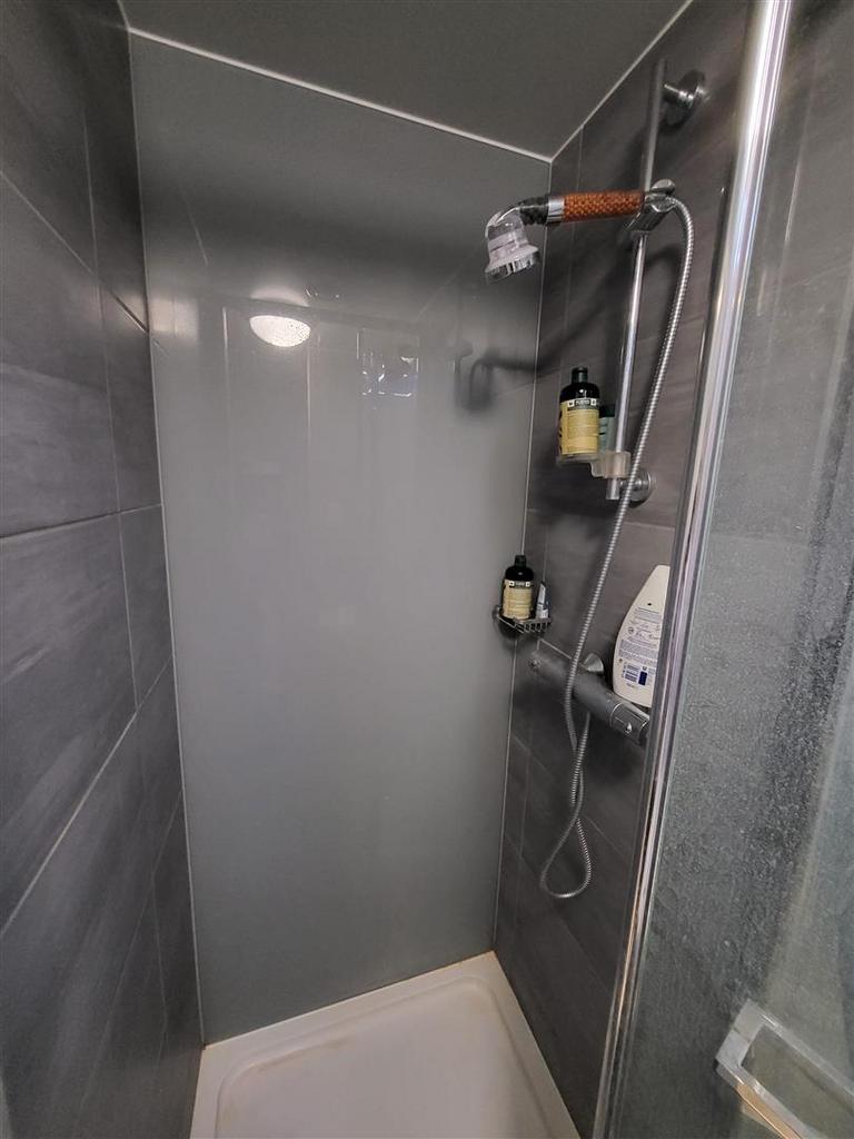 Shower.jpg