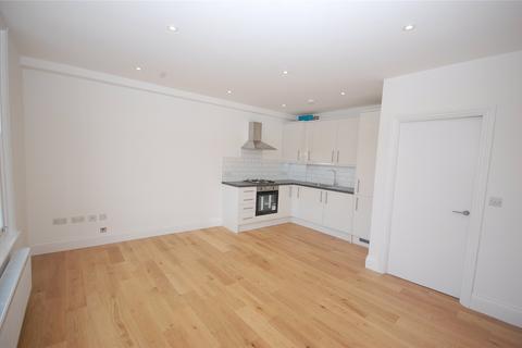 2 bedroom property to rent, Friern Park, Finchley, N12