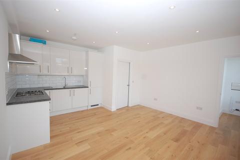 2 bedroom property to rent, Friern Park, Finchley, N12