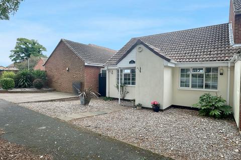 2 bedroom semi-detached bungalow for sale, Douglas Road, Bedford MK41