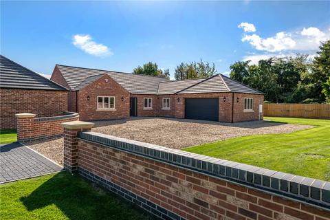 4 bedroom bungalow for sale, Main Street, Dorrington, Sleaford, LN4