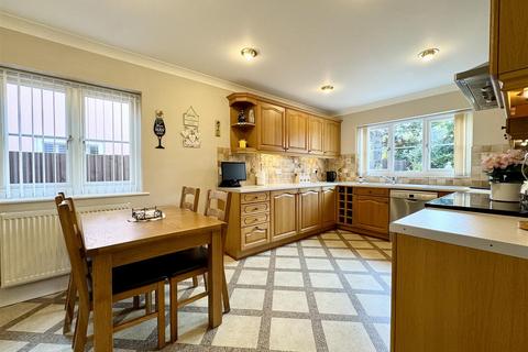 undefined, Oak Grove, Sproughton IP8