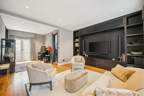 3 bedroom semi-detached house for sale, Elystan Place, Chelsea SW3