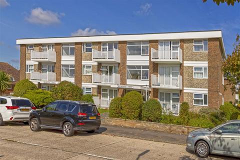 2 bedroom flat for sale, Latimer Road, Worthing