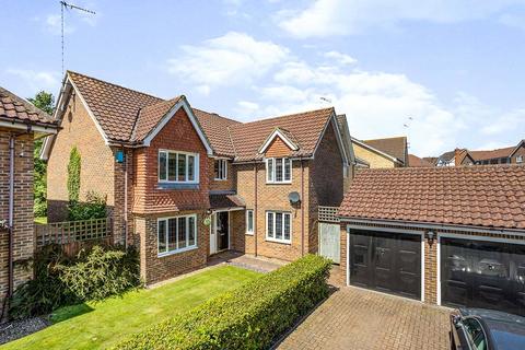 5 bedroom detached house for sale, Discovery Road, Maidstone ME15