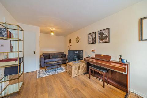 1 bedroom flat for sale, Finland Street, Rotherhithe