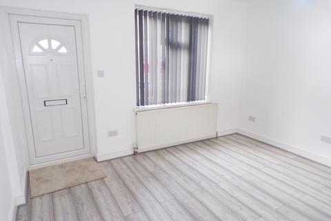 2 bedroom terraced house to rent, Plaistow, London, E13