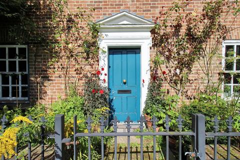 5 bedroom detached house for sale, Penfold Street, Aylsham