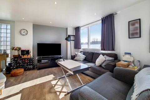 2 bedroom flat for sale, Holloway Road, Highbury and Islington, London, N7