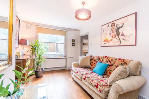 1 bedroom flat for sale, Berriman Road, Islington, London, N7