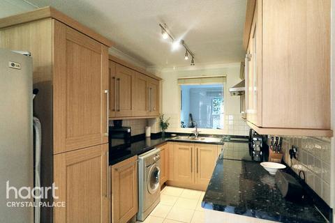 3 bedroom terraced house for sale, Antigua Walk, London