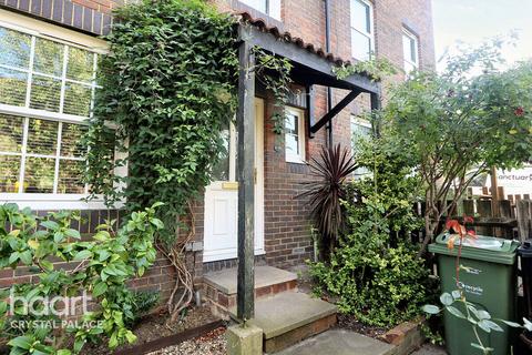 3 bedroom terraced house for sale, Antigua Walk, London