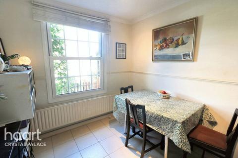 3 bedroom terraced house for sale, Antigua Walk, London