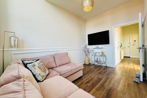 2 bedroom apartment to rent, Station Road, Uddingston, Glasgow