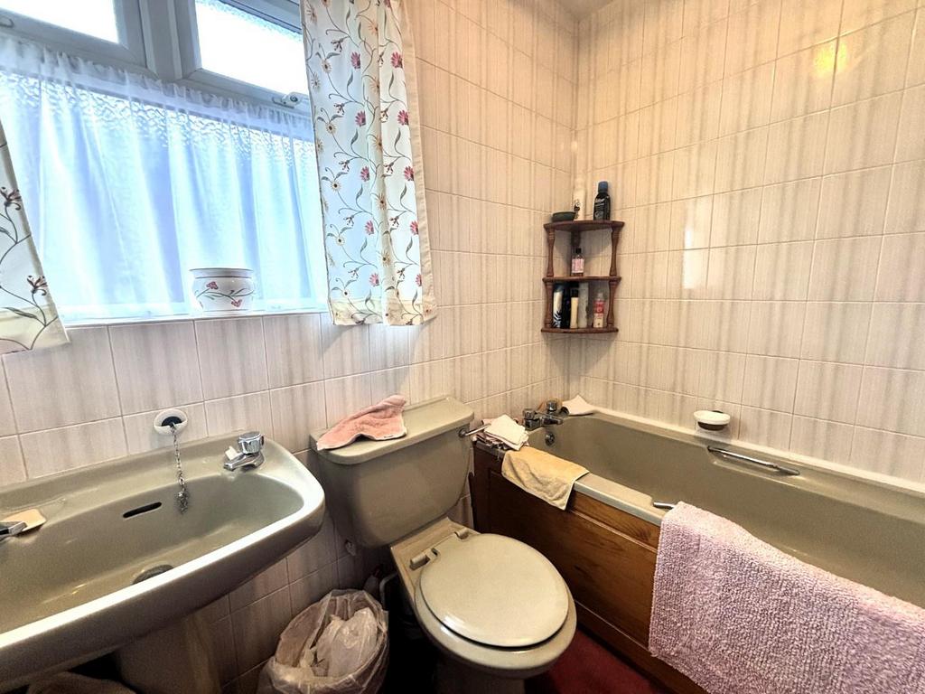Bathroom.jpeg