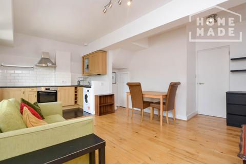 2 bedroom flat to rent, Archway Road, London, N6