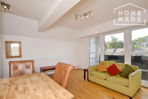 2 bedroom flat to rent, Archway Road, London, N6