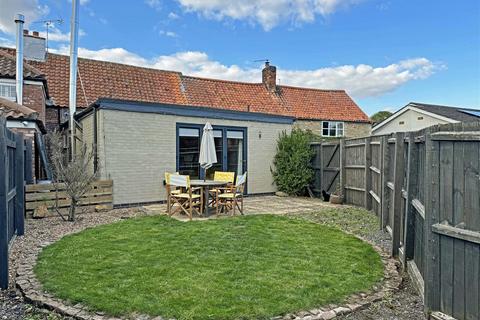 2 bedroom cottage for sale, High Street, Little Bytham, Grantham