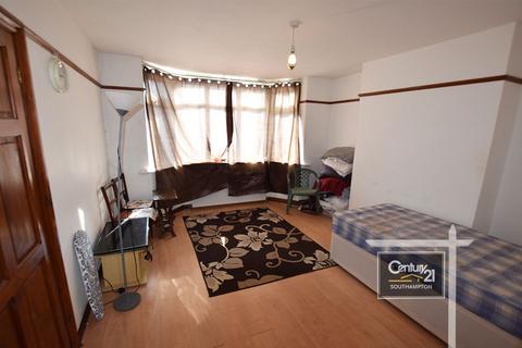 1 bedroom flat to rent, St. Denys Road, SOUTHAMPTON SO17