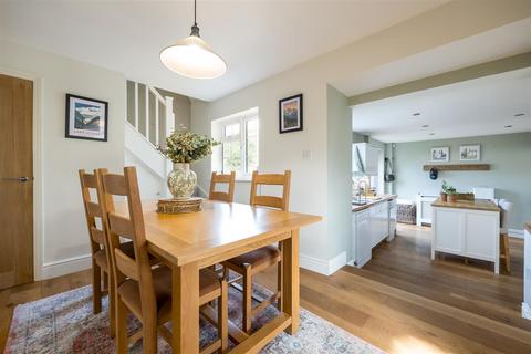 4 bedroom cottage for sale, Dashwood Mews, Kirtlington, Kidlington